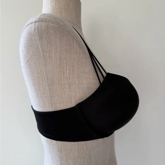 Victoria's Secret Bombshell Plunge Criss Cross Back Bra in Black - Picture 6 of 8